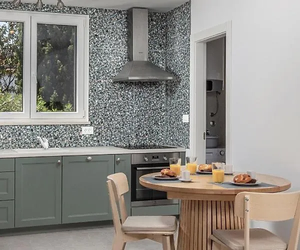 Grey, Green I White Appartement Malinska