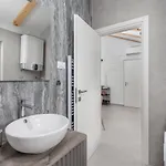 شقة Grey, Green I White